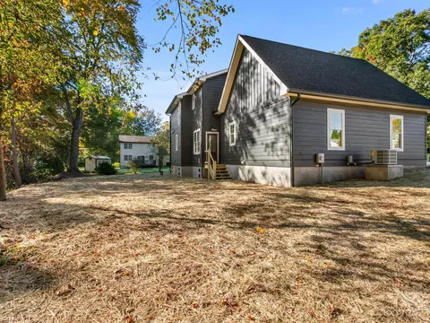 24 Oakbrook Rd, Fletcher, NC 28732 photo 3