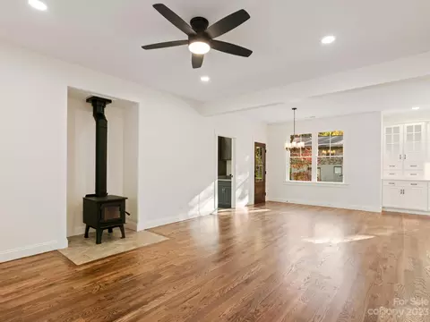 24 Oakbrook Rd, Fletcher, NC 28732 photo 5