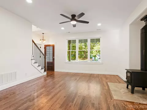 24 Oakbrook Rd, Fletcher, NC 28732 photo 6