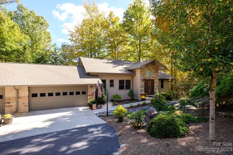 477 Qualla Cir, Brevard, NC 28712