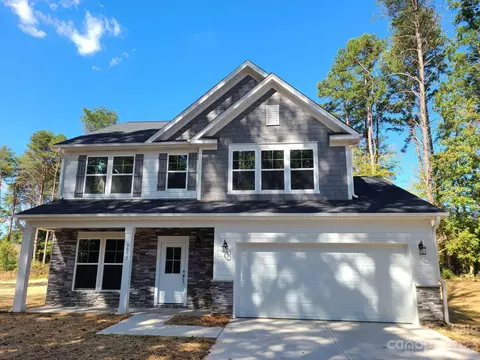 5071 Waterside Cir, Sherrills Ford, NC 28673