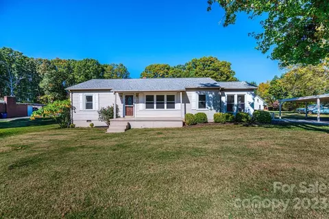 120 9th Se Ave SE, Conover, NC 28613