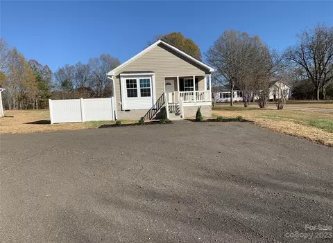 537 Perry 2 Rd #2, Troutman, NC 28166