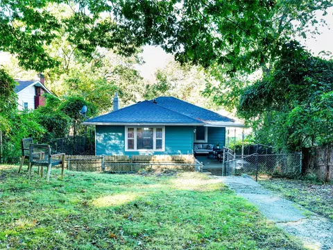 30 Hilldale Rd, Asheville, NC 28803