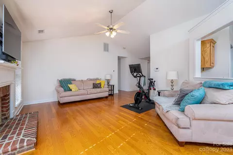 12880 Hill Pine Rd, Midland, NC 28107 photo 6