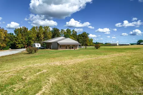 340 Foster Rd, Cleveland, NC 27013