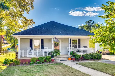 103 Pleasant St, Belmont, NC 28012