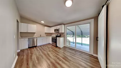 1485 Grace Ave, Lancaster, SC 29720 photo 3