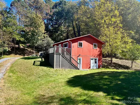 185 Spicewood Dr, Clyde, NC 28721 photo 4