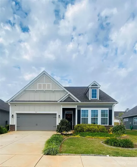 767 Altamonte Dr, Lake Wylie, SC 29710