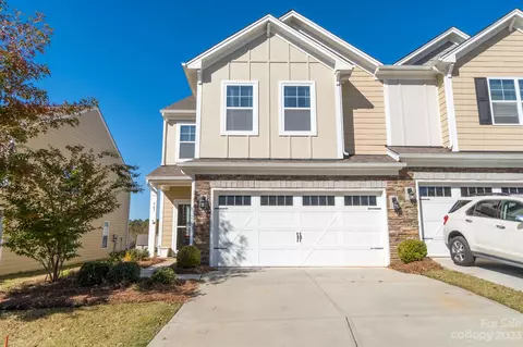 987 Pennington Dr, Lancaster, SC 29720 photo 4