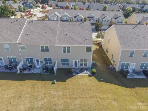 987 Pennington Dr, Lancaster, SC 29720 photo 7