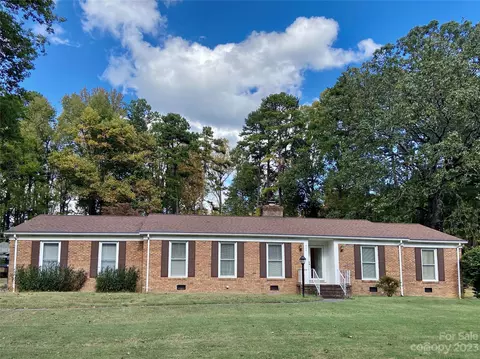 404 Charles St, Spencer, NC 28159