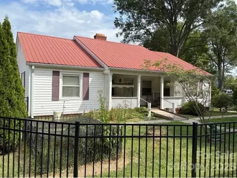 21223 Catawba Ave, Cornelius, NC 28031