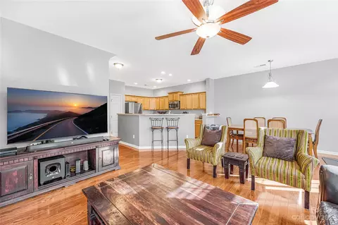 8307 Viewpoint Ln, Cornelius, NC 28031 photo 8