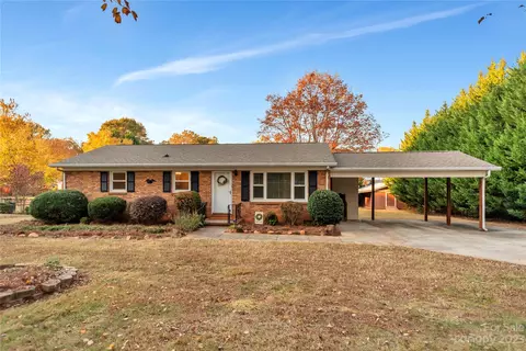 110 Wildlife Rd, Belmont, NC 28012