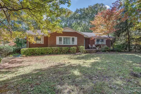 4135 Mountain View St, Gastonia, NC 28056