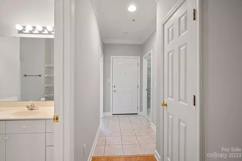 747 Peninsula Dr, Davidson, NC 28036 photo 5