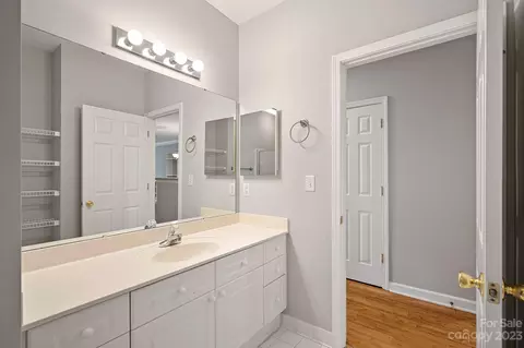 747 Peninsula Dr, Davidson, NC 28036 photo 10