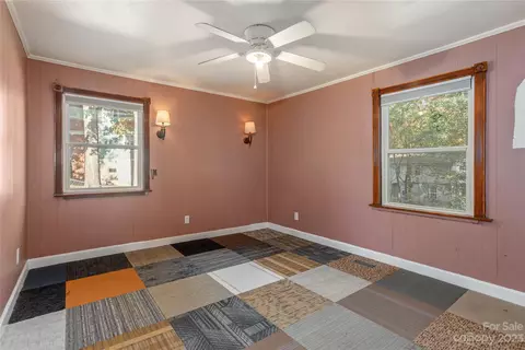 135 Markham Rd, Tryon, NC 28782 photo 7