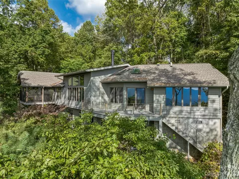 14 Dairy Gap Rd, Asheville, NC 28804