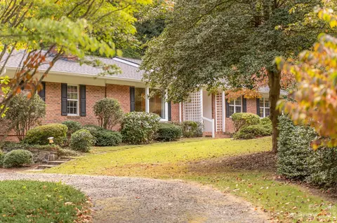 50 Lasae Ln, Tryon, NC 28782