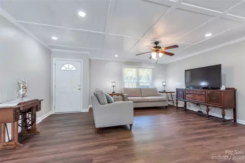 125 Devine St, Stanley, NC 28164 photo 6