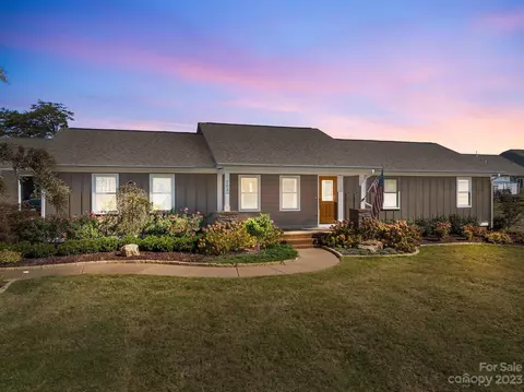 203 Judas Rd, Mooresville, NC 28117