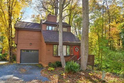 126 N Garden Ct, Fletcher, NC 28732