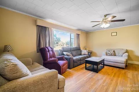 3216 Us 70 E Hwy E, Morganton, NC 28655 photo 9