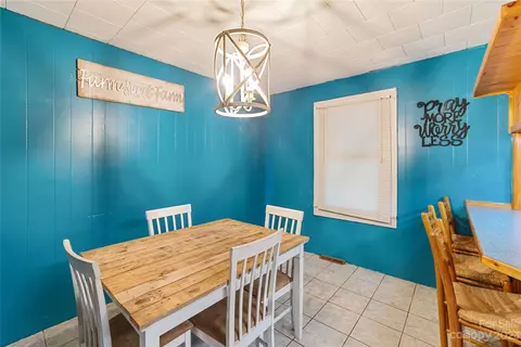 305 Mull Ln, Morganton, NC 28655 photo 7