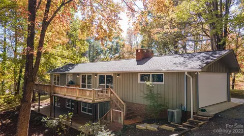 189 Mitchell Rd, Sylva, NC 28779