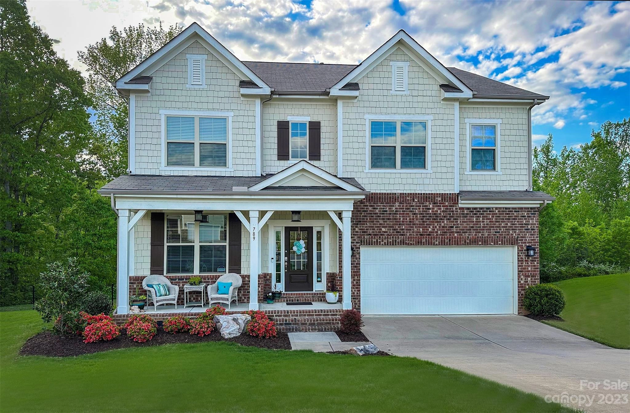 789 Oak Manor Se Dr SE  