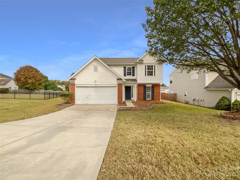 12717 Deaton Hill Dr, Charlotte, NC 28269