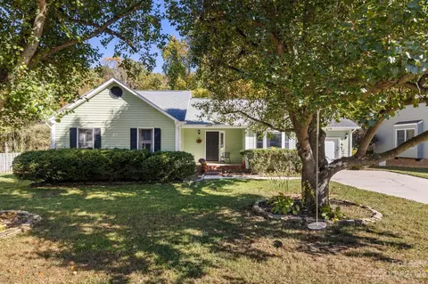 111 Firwood Ct, Asheville, NC 28804