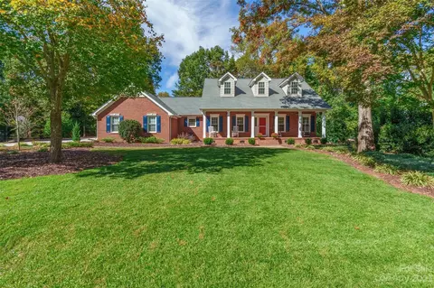 1130 Candlelight Dr, Rock Hill, SC 29732