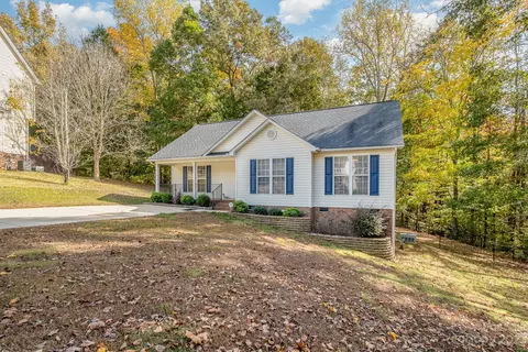 105 Edison Ct, Stanley, NC 28164 photo 3