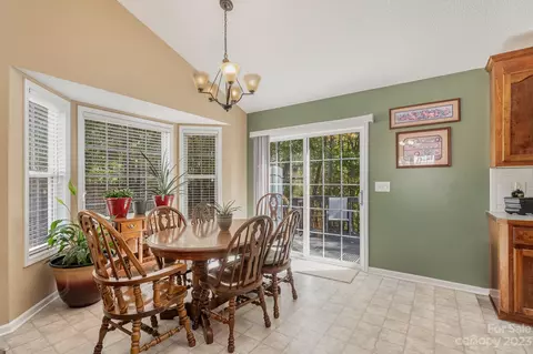 105 Edison Ct, Stanley, NC 28164 photo 9