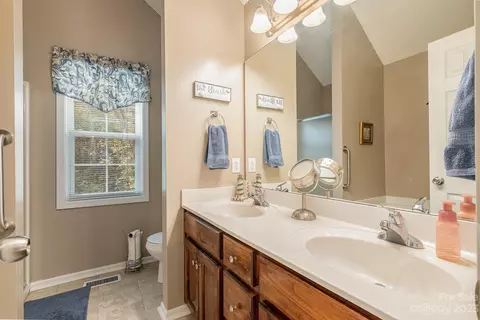 105 Edison Ct, Stanley, NC 28164 photo 18