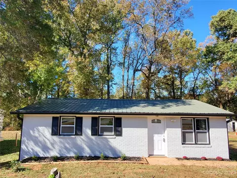 1146 Rita Ave, Statesville, NC 28677