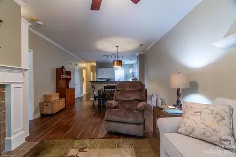 737 Peninsula Dr, Davidson, NC 28036 photo 13