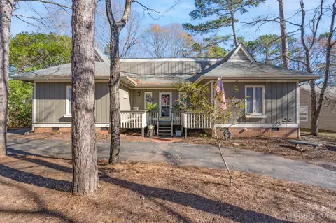 16054 Molokai Dr, Tega Cay, SC 29708