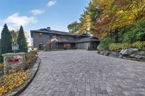 50 Clearwater Pt, Lake Toxaway, NC 28747