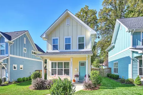 1521 Walton Rd, Charlotte, NC 28208