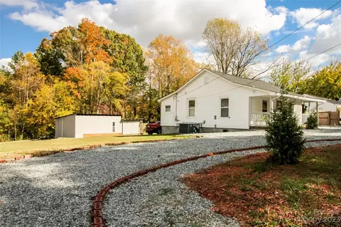 1210 Thomason St, Lexington, NC 27292