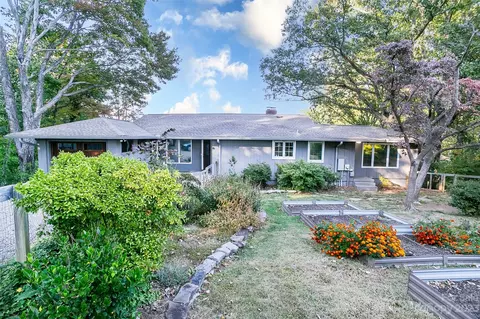 1360 Hogback Mountain Rd, Tryon, NC 28782