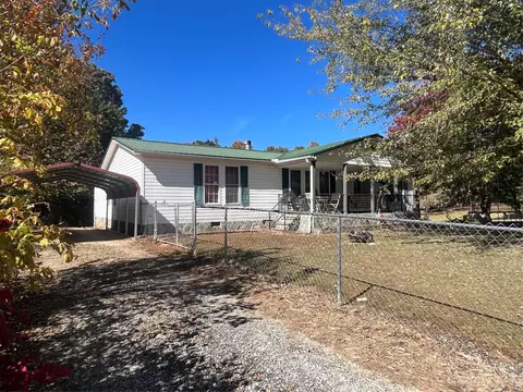 5186 Nix Creek Rd, Marion, NC 28752