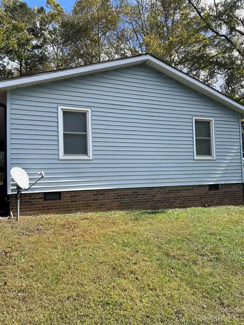 507 Bass Nw St NW, Valdese, NC 28690