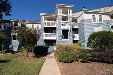 18665 Vineyard Point Ln, Cornelius, NC 28031