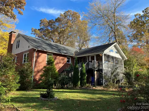 504 Maple St, Brevard, NC 28712 photo 5